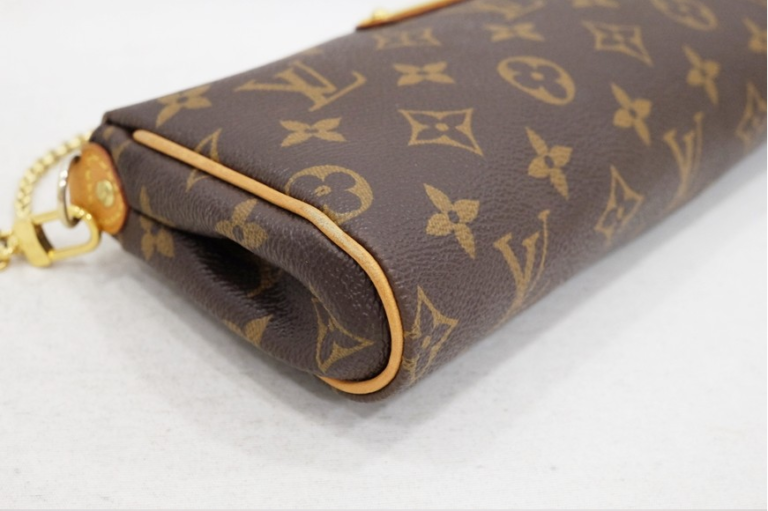 Louis Vuitton Eva Clutch Handbag in Monogram - Image 6